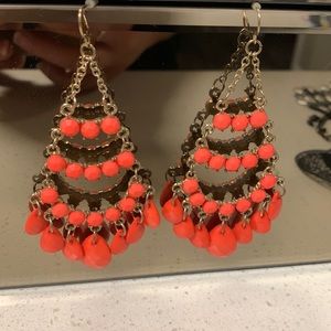 Beautiful light weight dangling earrings